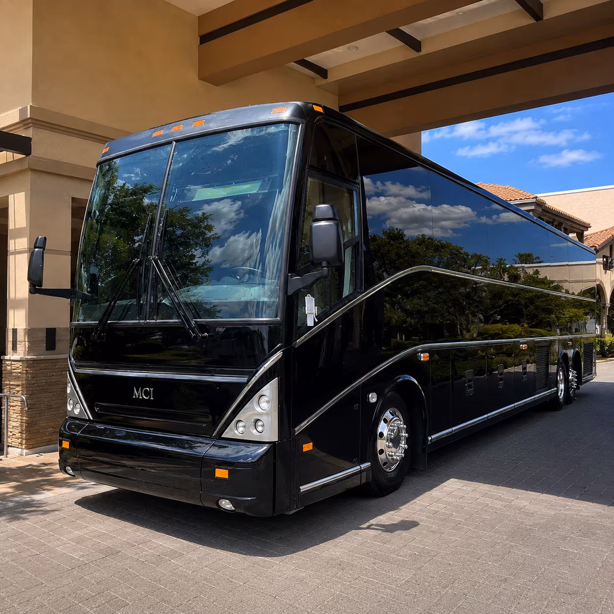 Boynton Beach Airport Shuttle & Transportation party bus exterior
