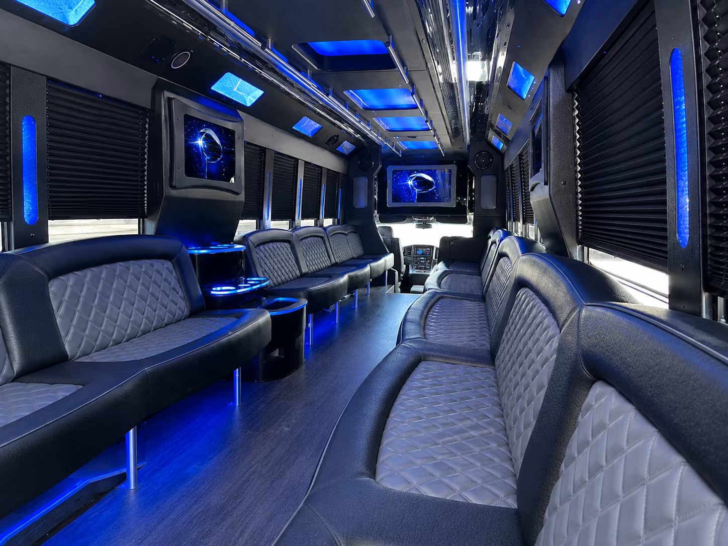 Boynton Beach Birthday, Sweet 16, & Quinceañera Transportation party bus exterior