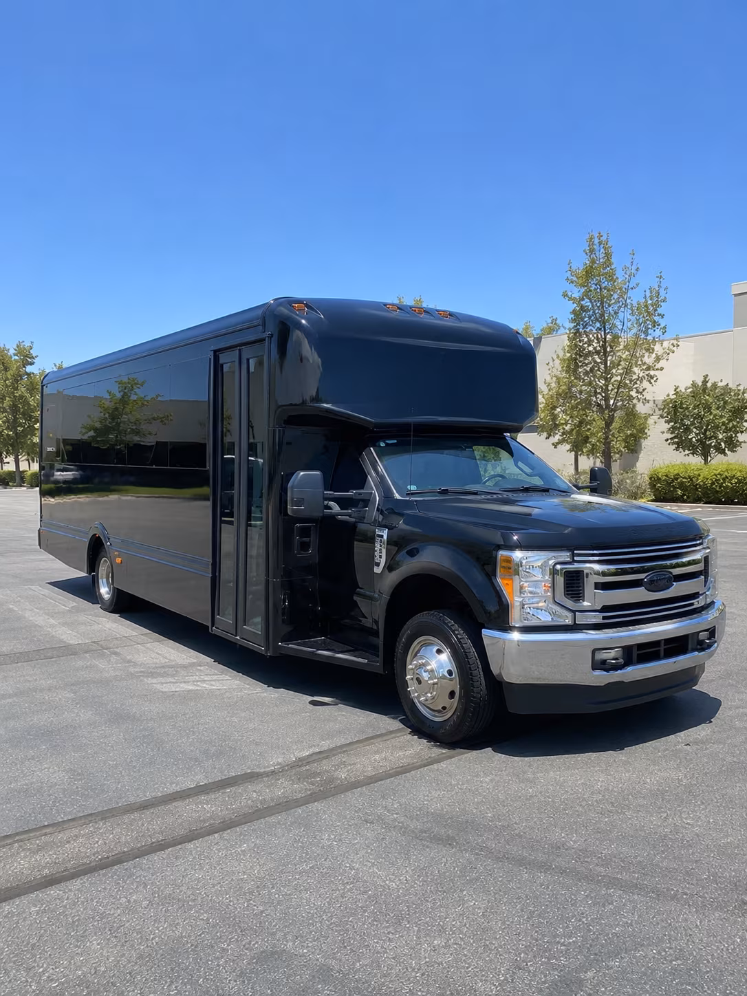 Deerfield Beach Birthday, Sweet 16, & Quinceañera Party Bus Rentals