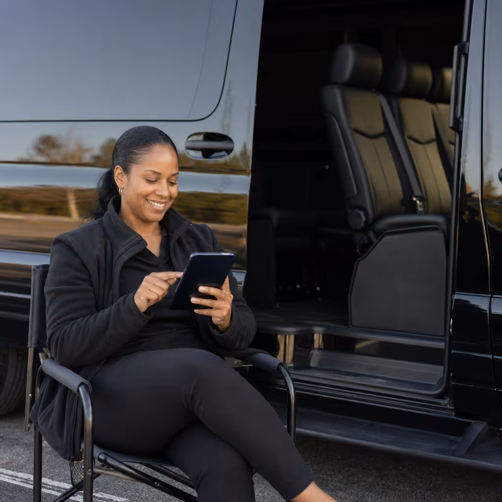 Dispatcher planning a Boynton Beach party bus route and quote